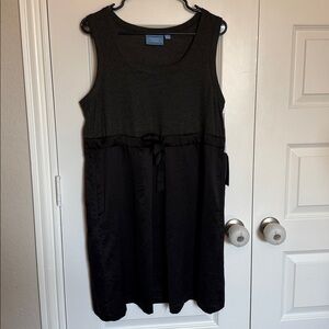 NWT Simply Vera grey and black color block dress Sz PL